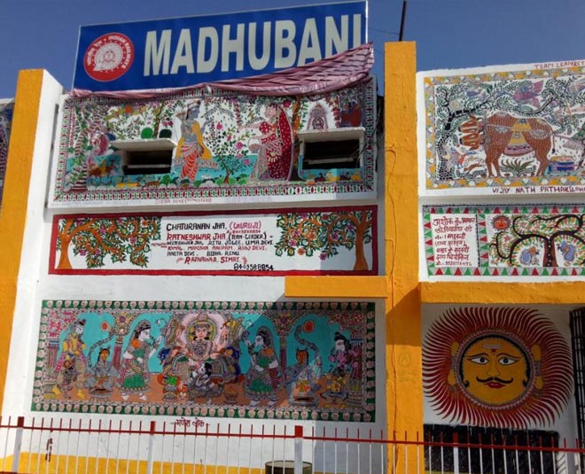 madhubani paintings Jitwarpur village inside 