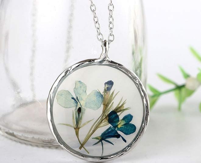 resin locket
