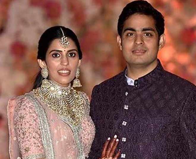 shloka mehta nita ambani bahu uncut diamond necklaces