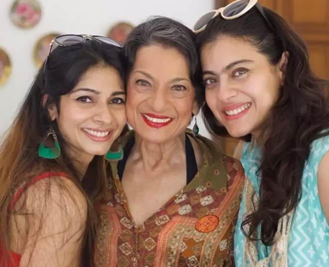 tanuja with daughters