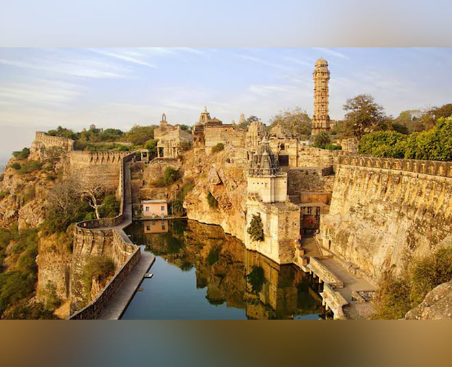 चित्तौड़गढ़ किला, राजस्थान famous forts in india chithogargh inside