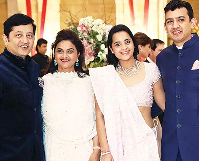 Isheta Salgaocar  husband