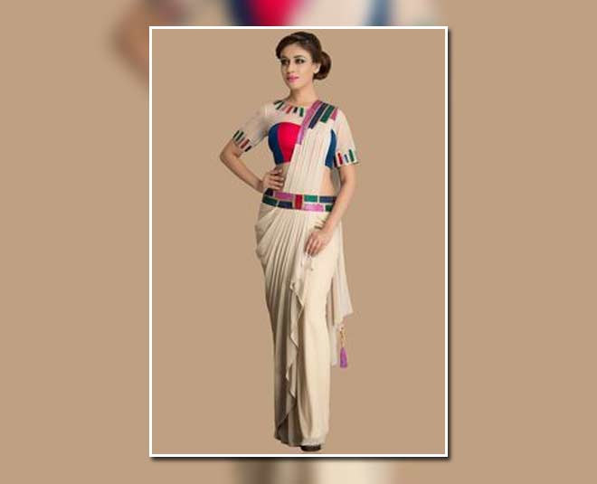 HOW TO STYLE SAREE WITH BELT IN DIFFERENT WAYS - Baggout