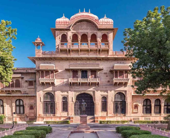 लालगढ़ पैलेस famous lalgadh palaces in india inside