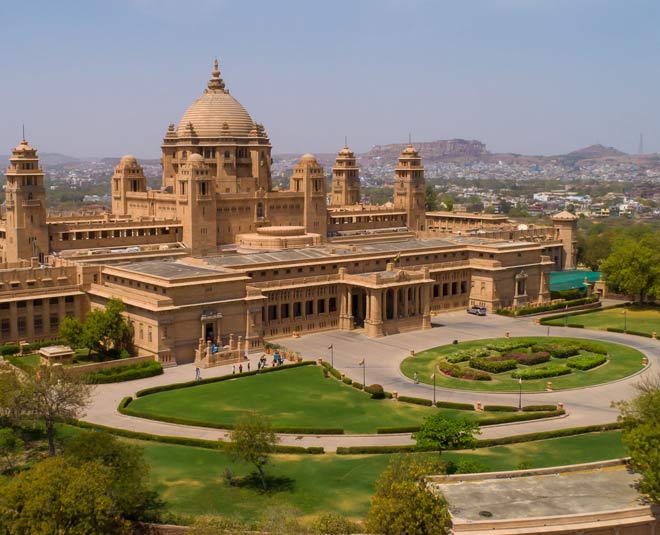 उम्मेद भवन पैलेस famous palaces in india ummed bhawan inside
