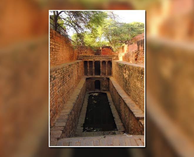 gandhak ki baoli