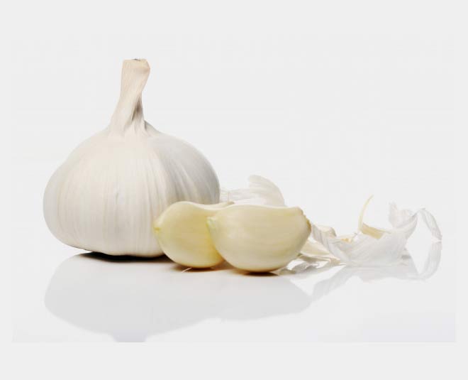 garlic for breastfeeding mother inside 