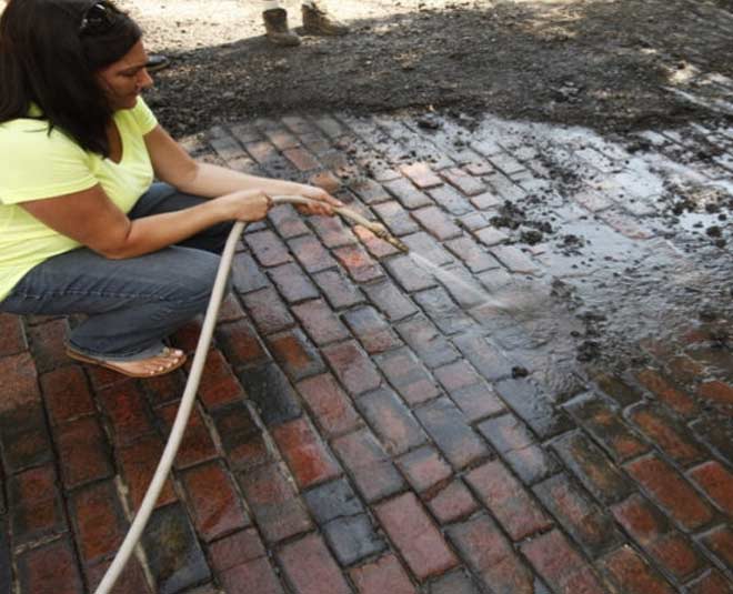 how to clean pavers inside 