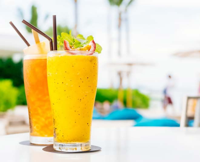 inside  , cinnamon powder