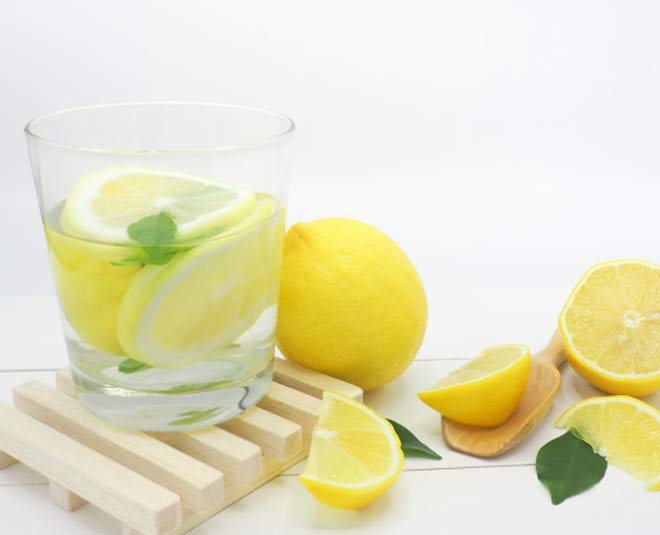 lemon water cleaning