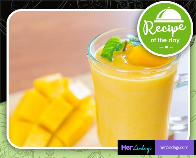 Make Cafe Style Creamy And Thick Mango Milkshake At Home