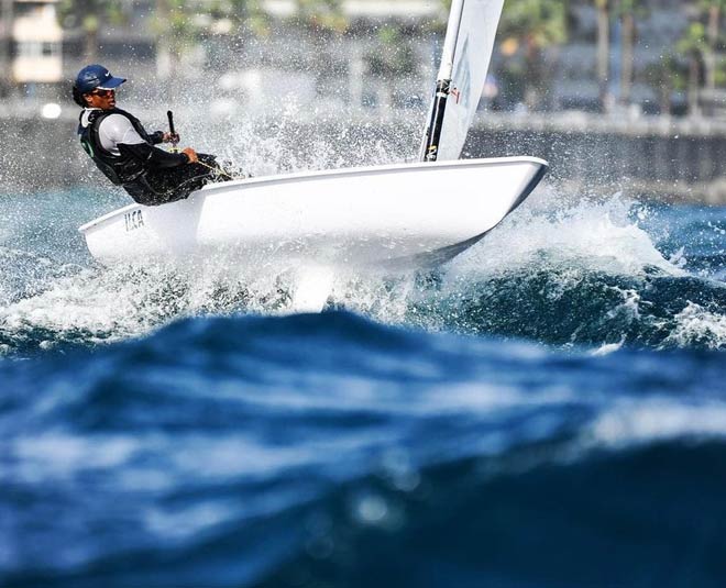 nethra kumanan qualify