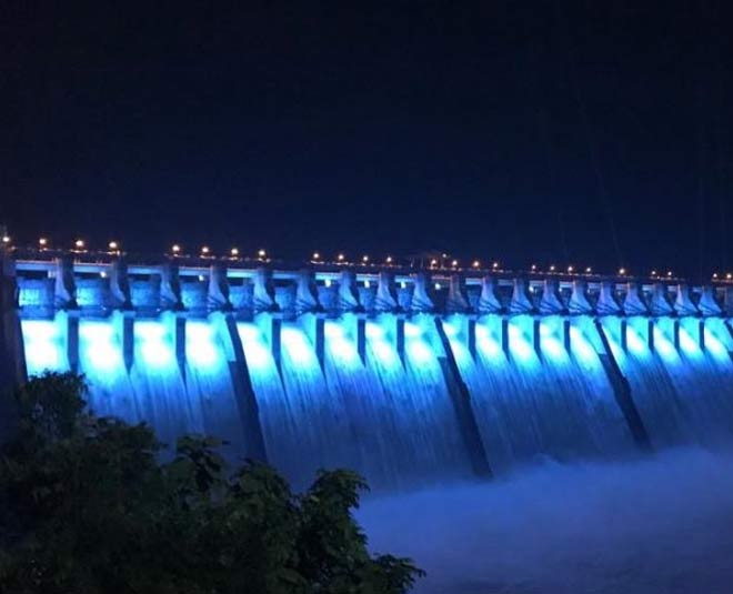 some biggest dams in India sardar sarowar dam inside 