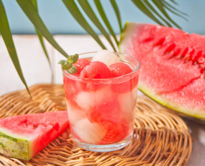 watermelon smoothie at home