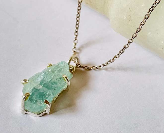 aquamarine pendant