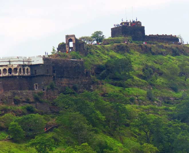 दौलताबाद किला famous historical places of maharashtra dailatabad fort inside