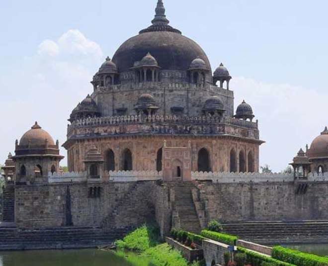 शेर शाह सूरी टॉम्ब famous shersha historical places of bihar inside