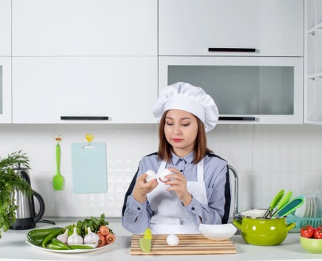 fluffy pancake making tips  separate egg yolks and whites