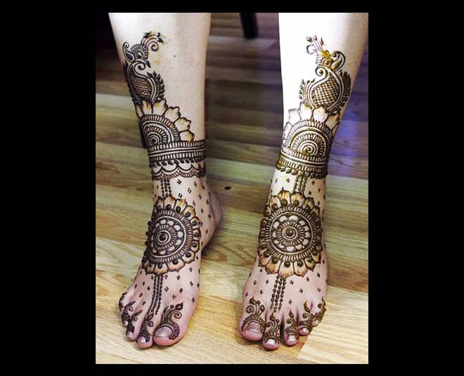 henna mehndi designs for feet