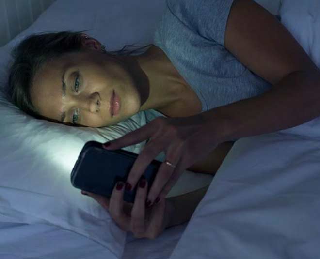 how mobile phone is affecting  your skin