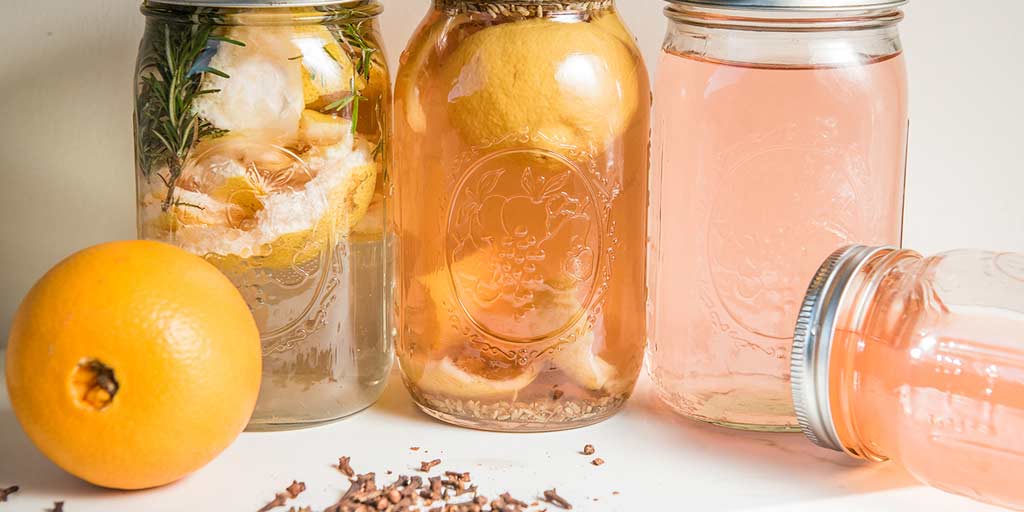 Learn How To Make Scented Vinegar Cleaning Spray At Home HerZindagi