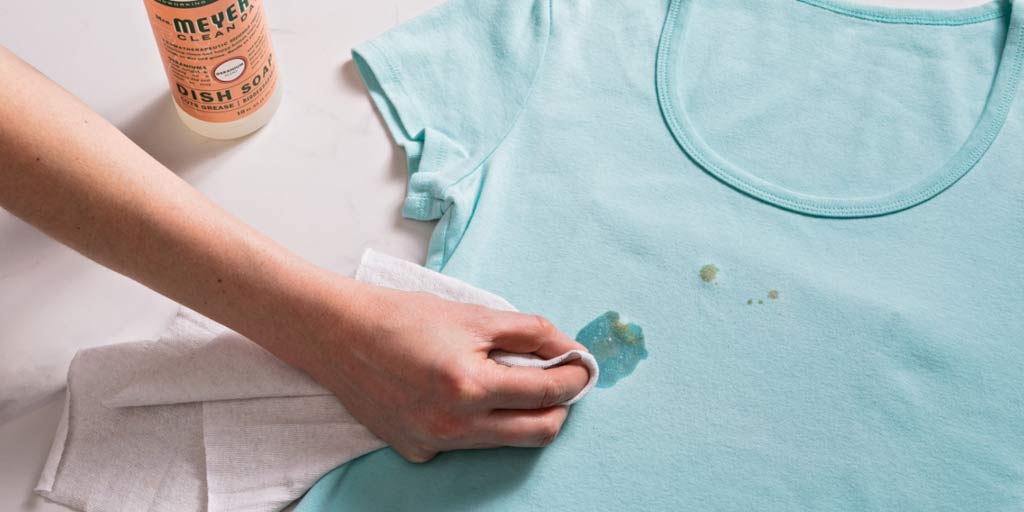 Grease Stain On Your Cloth Bothering You? Here Is How You Can Get Rid