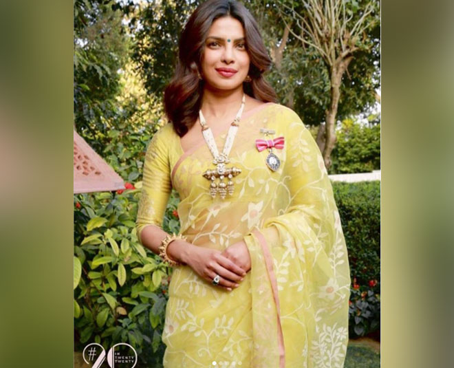 ब्रोकेड साड़ी- lemon yellow saree