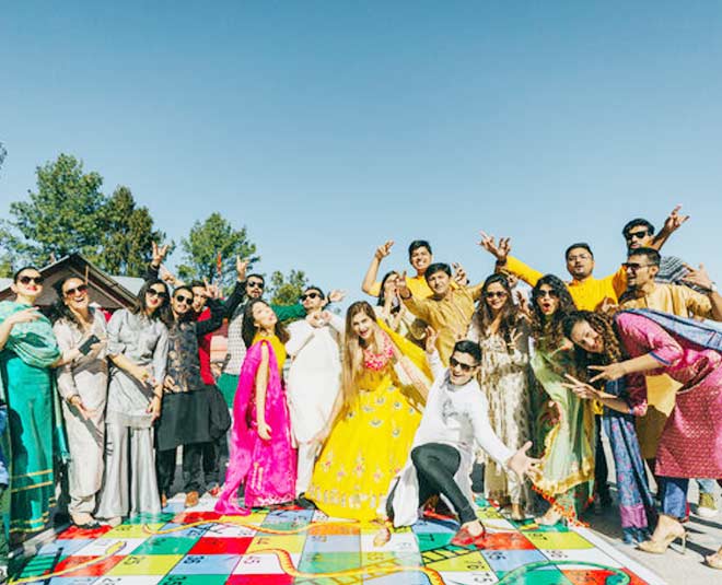 Mehndi Bride Entry 💯Mehndi Vibes😍 #trending #foryoupage #mehndi #bri... |  TikTok