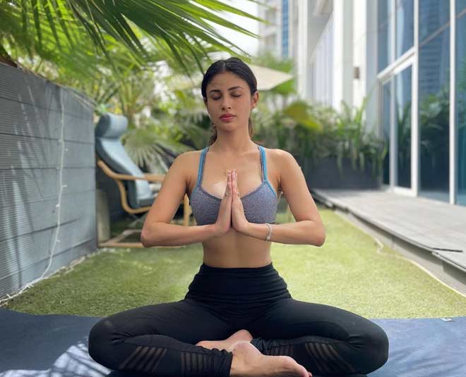 mouni roy fitness tips yoga