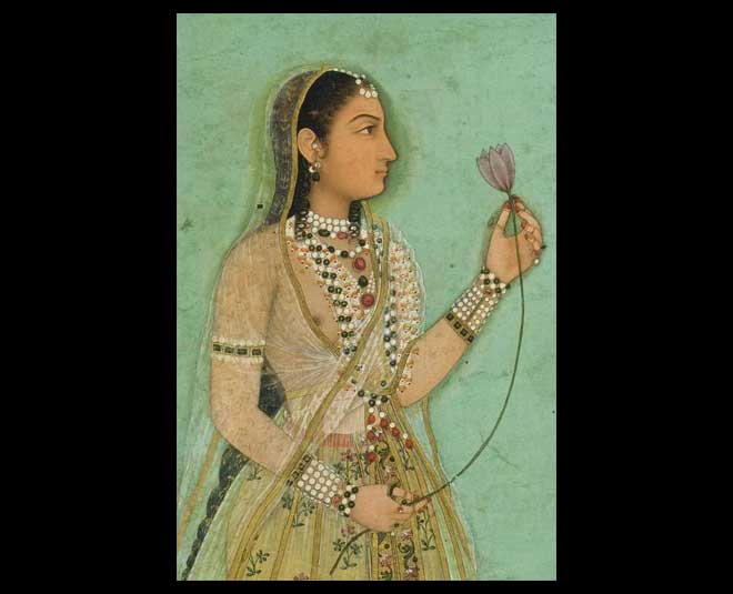 mugal women in hindi