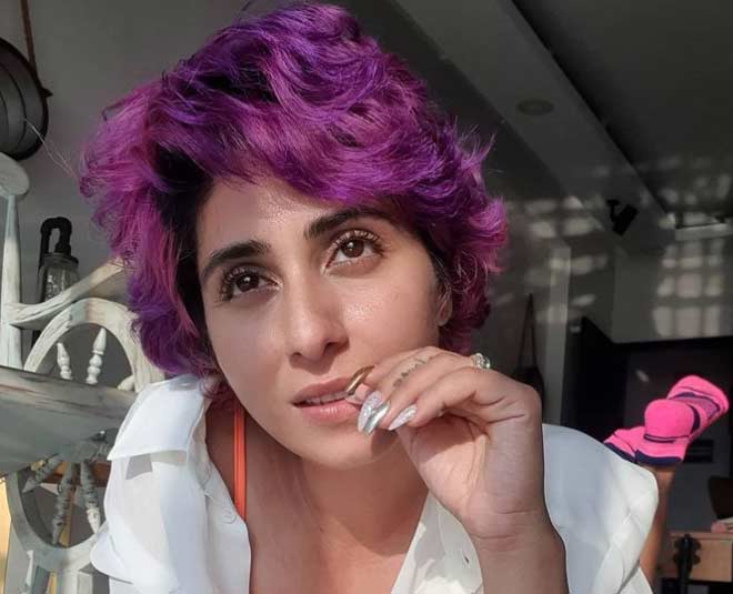 neha bhasin career