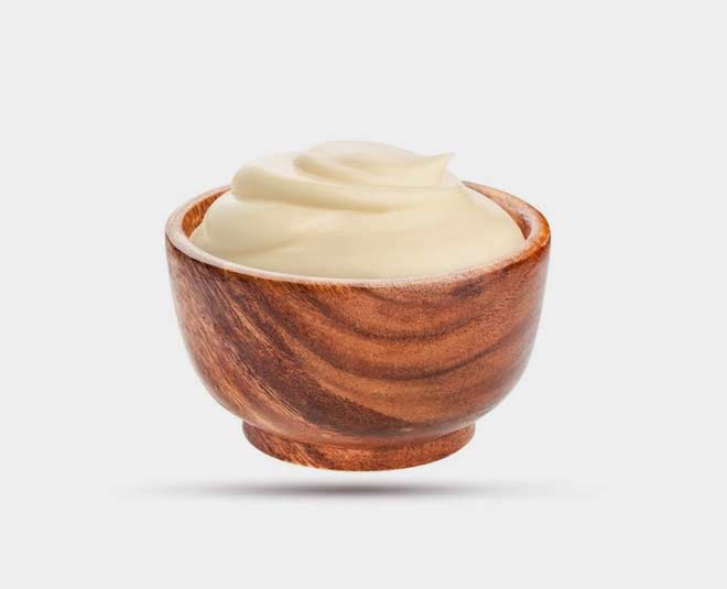 remove sanitizer stains from wood with mayonnaise