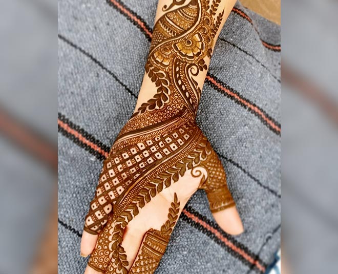 Shiva Mehndi Art at best price in Delhi | ID: 20148160362