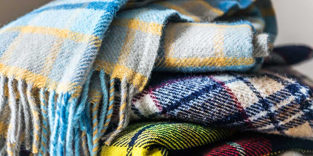 How To Keep Your Blankets Smelling Fresh how to keep your blankets