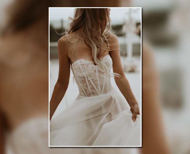 corset with long dress