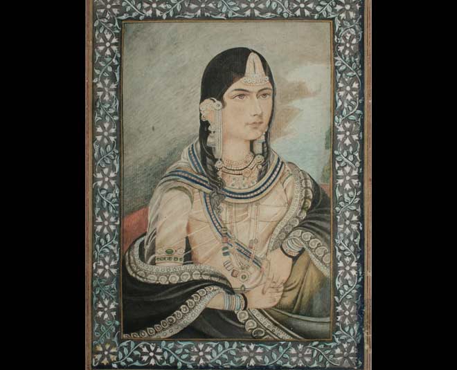 first wife of akbar in hindi
