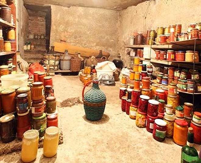 सेलरिंग food cellaring food preserving method