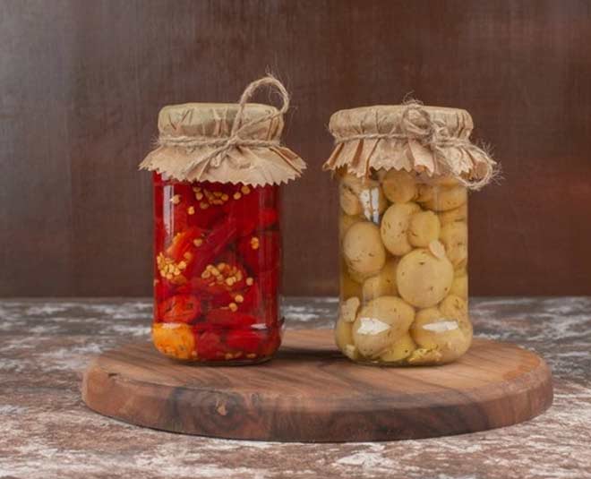 पिकलिंग food preserving method pickling
