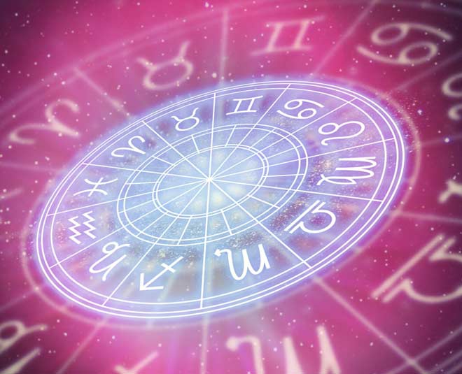 Libra 2022: Detailed Horoscope Prediction By Astro Expert | HerZindagi