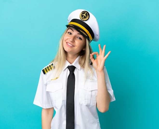 how to become ladies pilot hindi