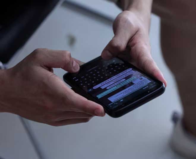 how to secure chats of whatsapp