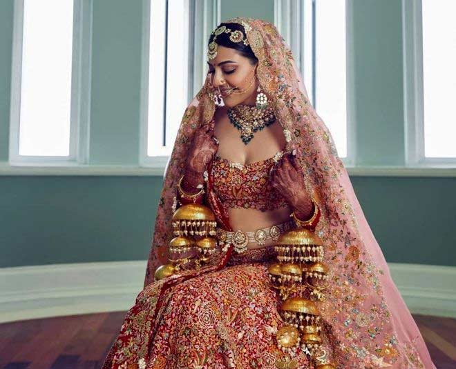 Before kiara advani Aishwarya rai to sonam kapoor bollywood actress who  wore most expensive wedding lehanga |Actress Expensive Wedding Outfit: ये  मेरा लहंगा, बड़ा है महंगा..इन एक्ट्रेस ने शादी के जोड़े पर