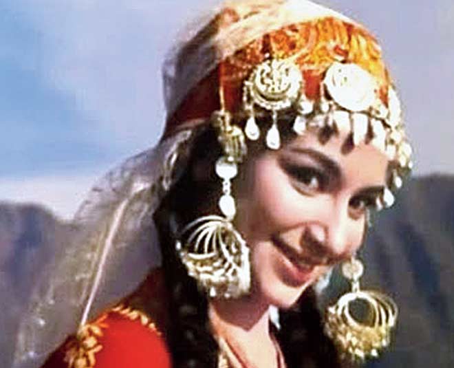 कश्मीर की कली kashmire ki kali