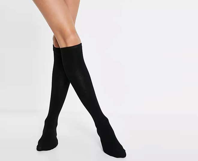 knee high socks