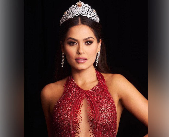 history-of-miss-universe-crown-in-hindi