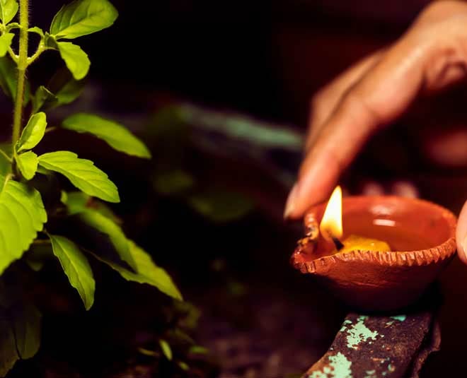 powerful  tulsi  mantra