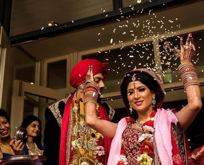 rice throw at a wedding