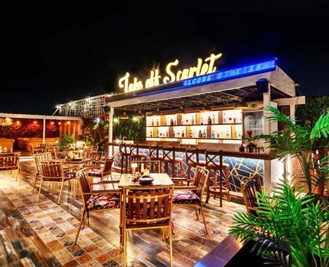 takes off scarlet cafe lounge in punjabi bagh