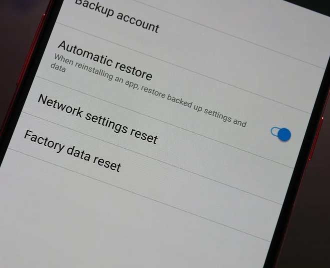 things to know before selling your old phone inside 