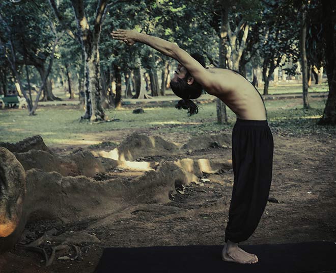 Hastha Utanasana inside 